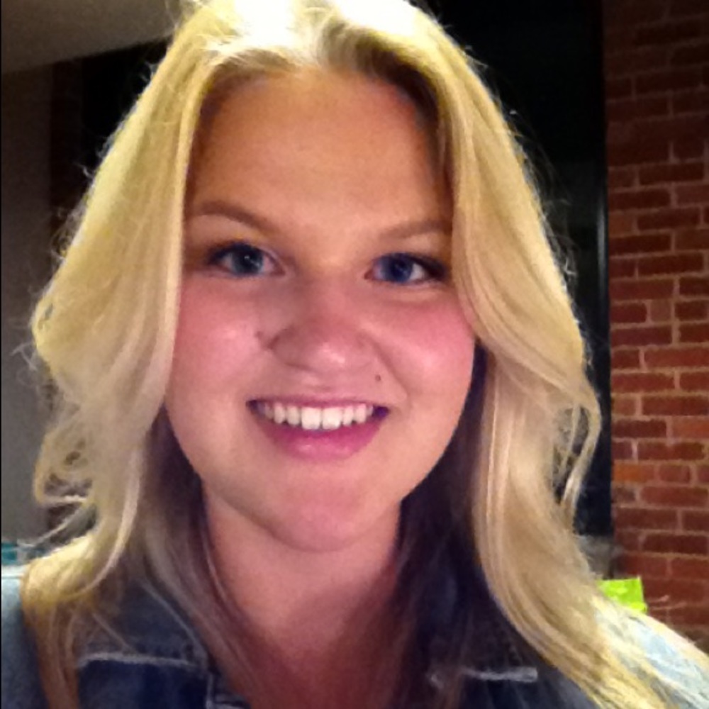 Meet your Posher, Ella